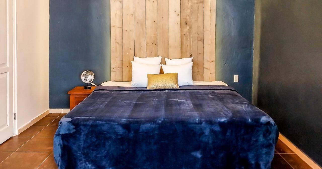 Atelier Skalo Boutique Hotel ウィレムスタッド エクステリア 写真