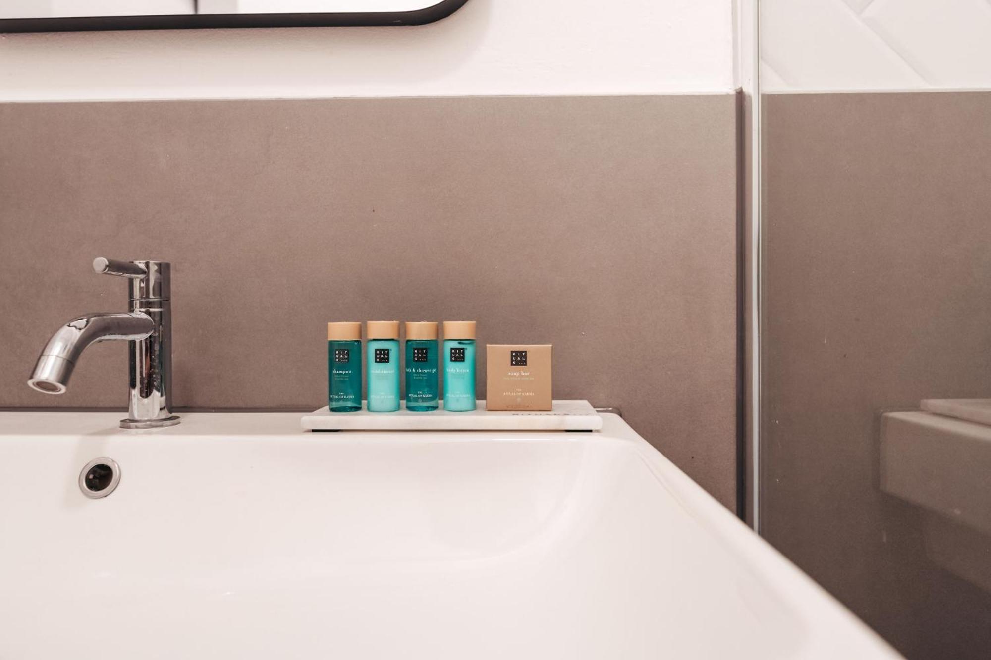 Atelier Skalo Boutique Hotel ウィレムスタッド エクステリア 写真
