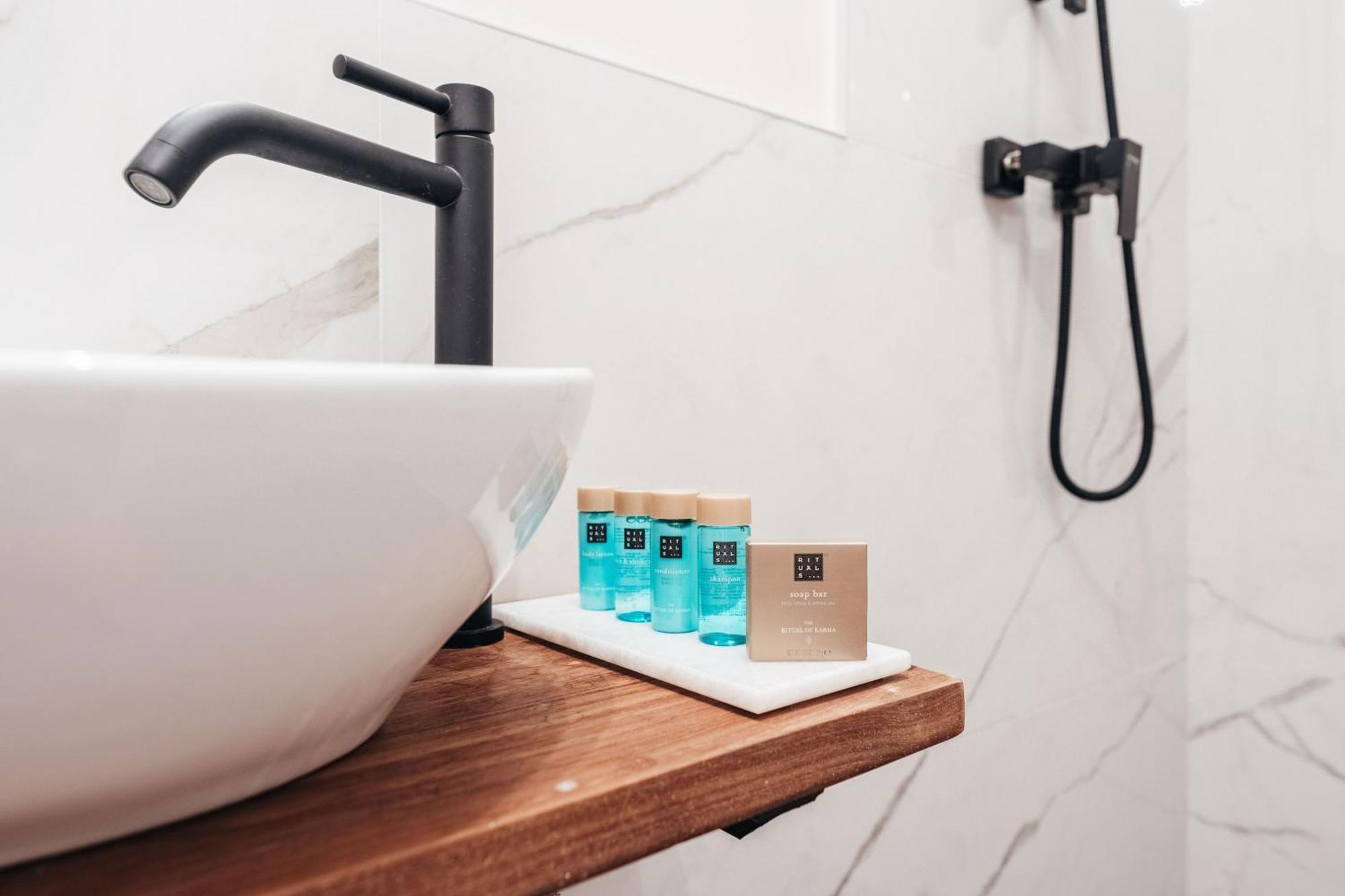 Atelier Skalo Boutique Hotel ウィレムスタッド エクステリア 写真